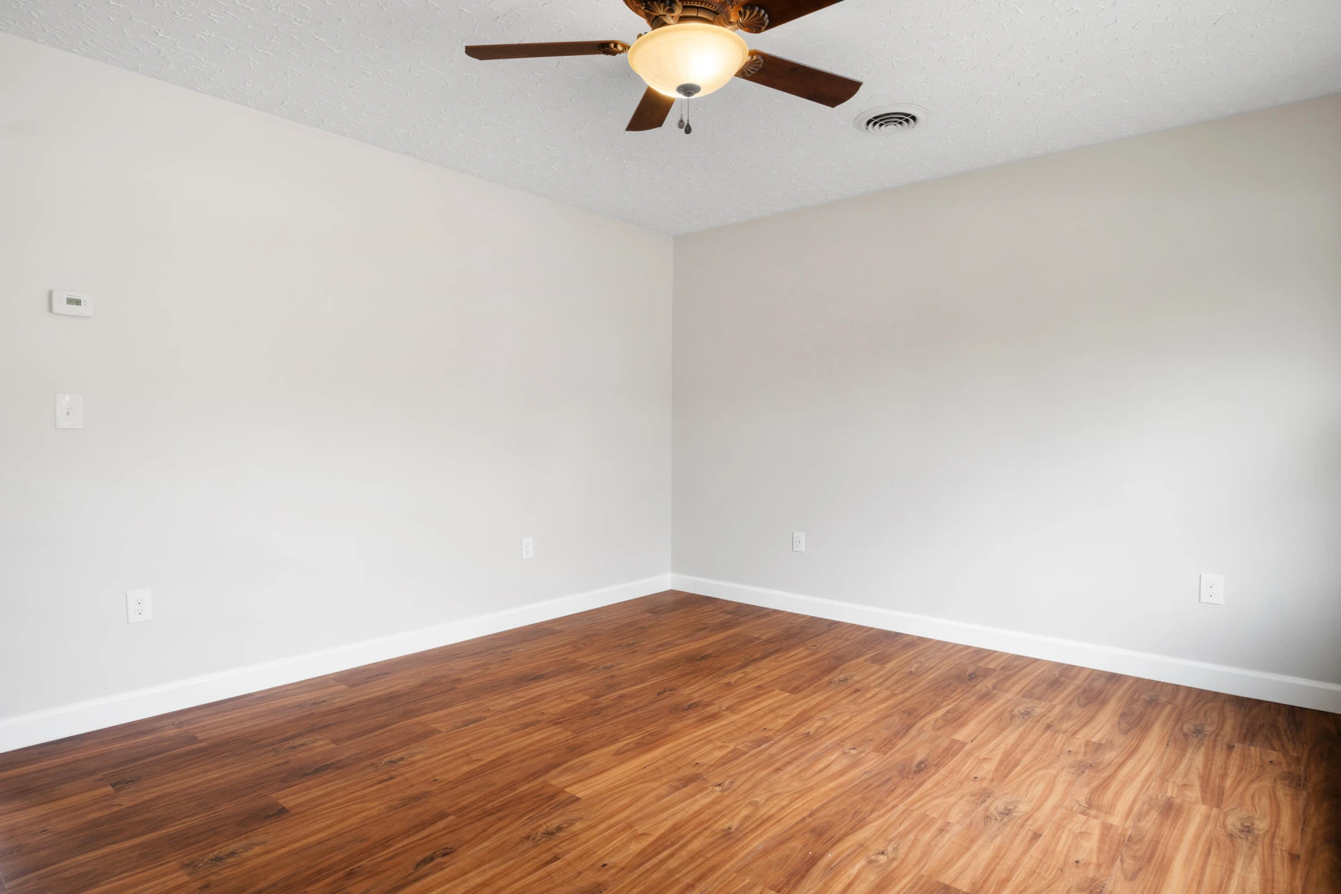 6890 Riverbend DR - Photo 15