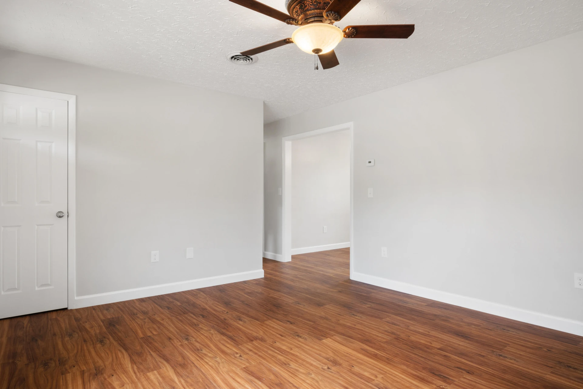 6890 Riverbend DR - Photo 16