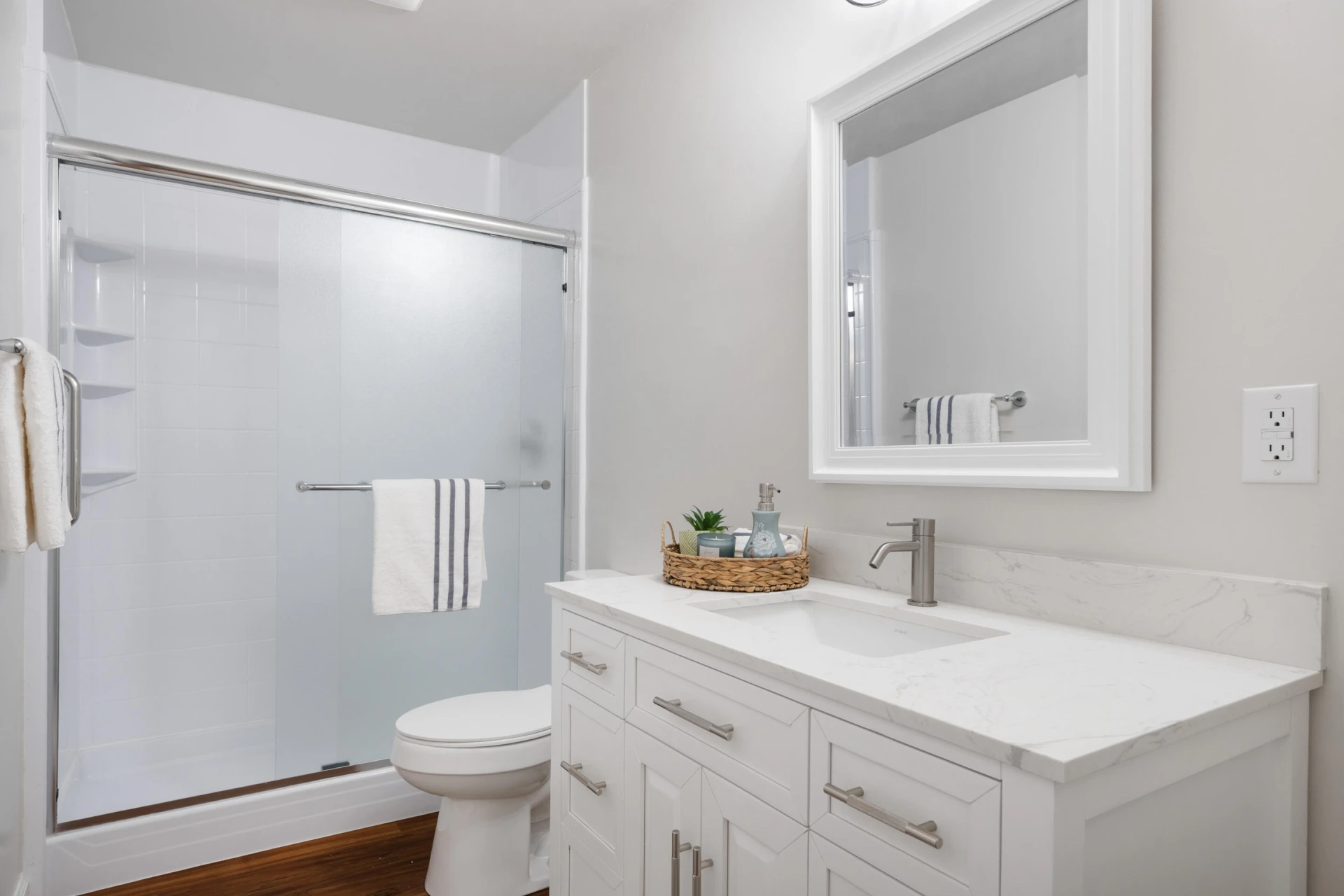6890 Riverbend DR - Photo 18