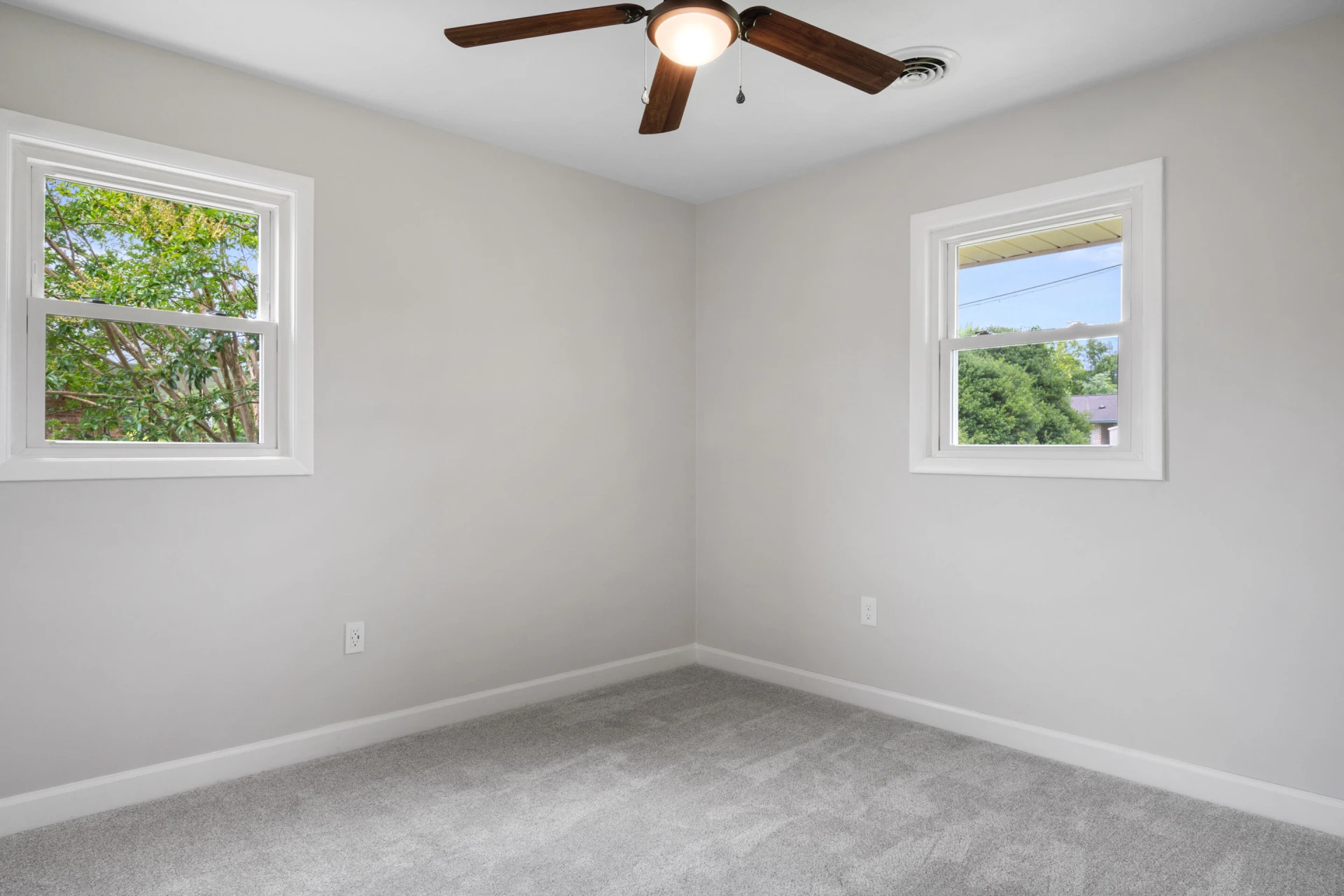 6890 Riverbend DR - Photo 22