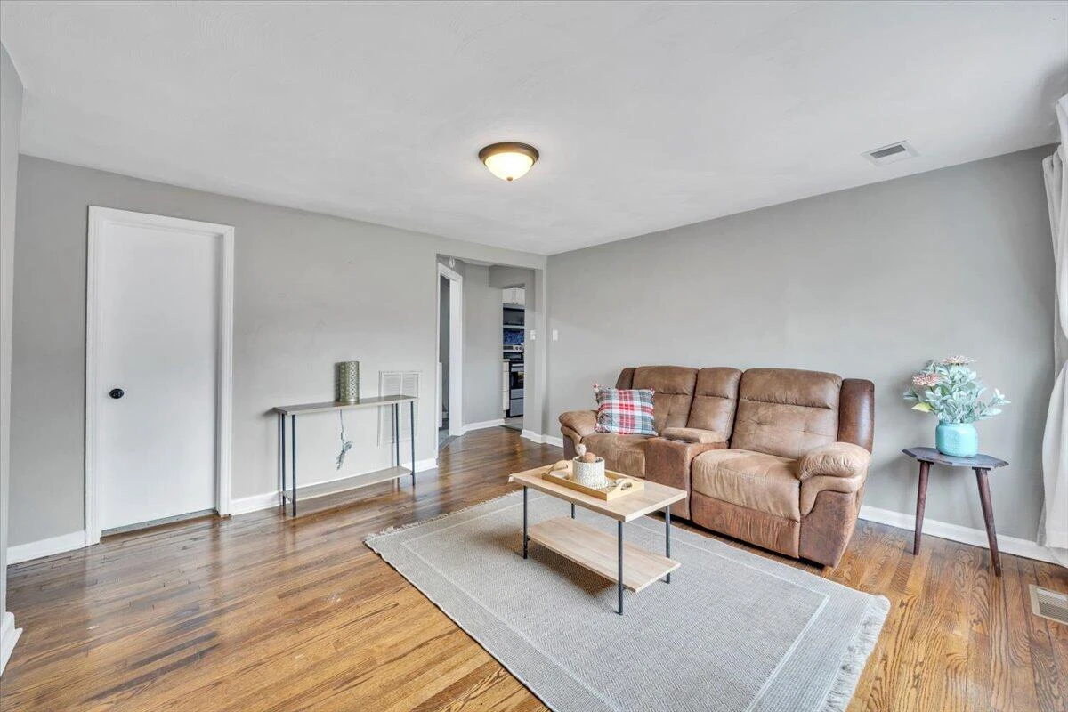 383 Ridge RD - Photo 9