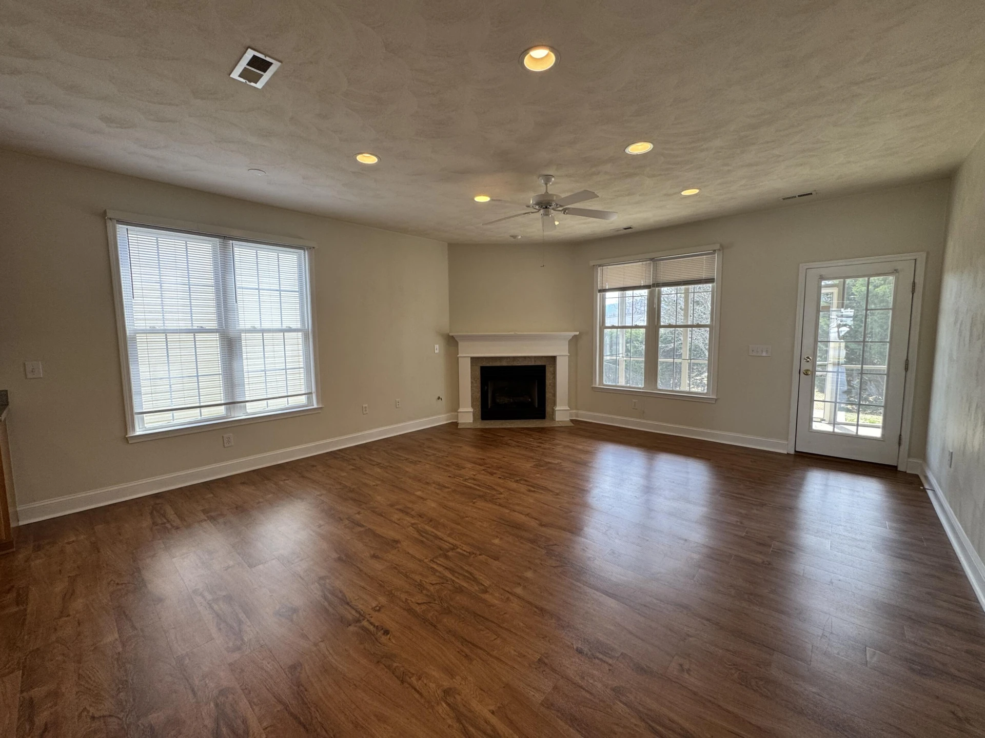 414 Kimball AVE - Photo 11