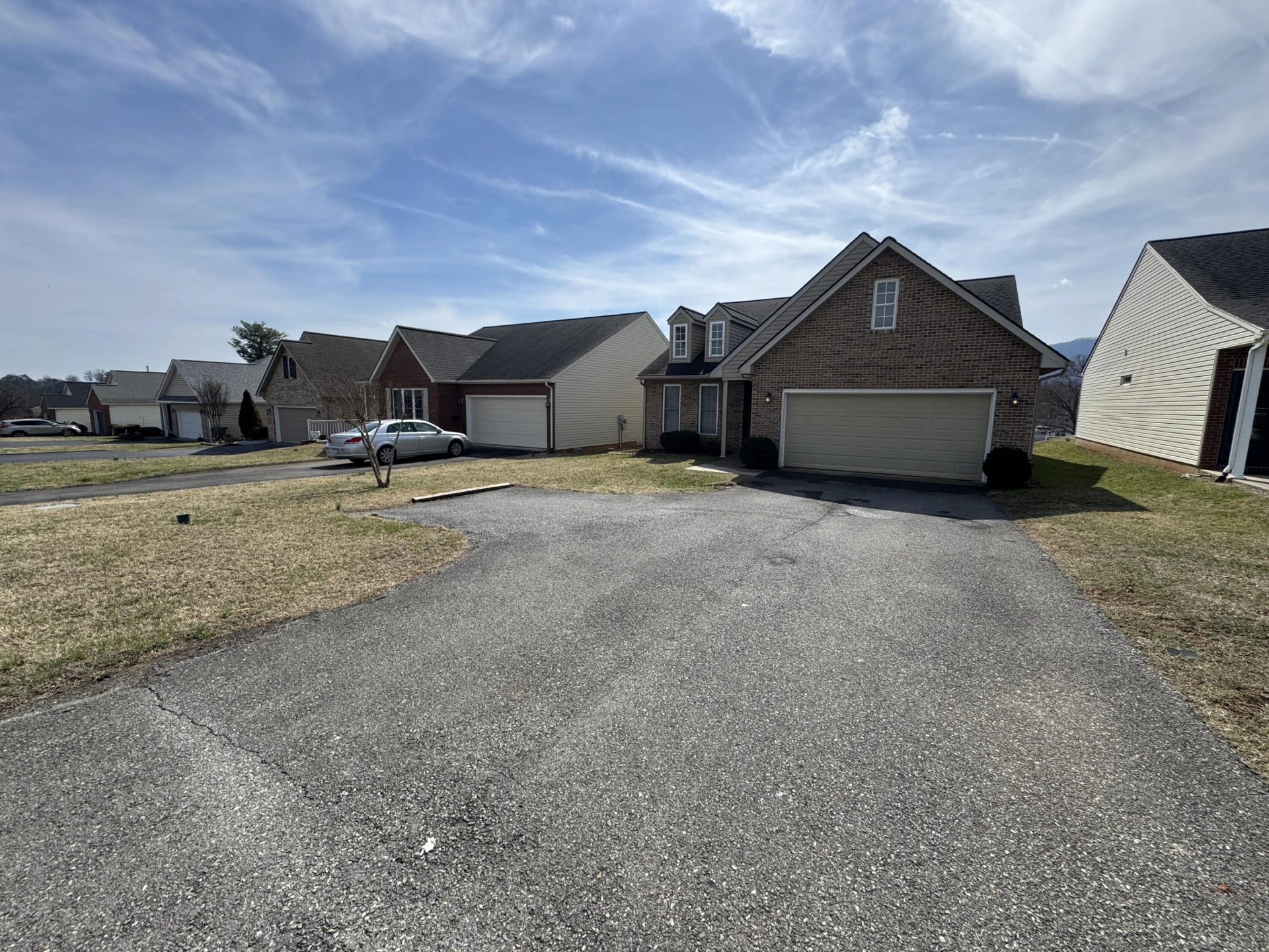 414 Kimball AVE - Photo 3