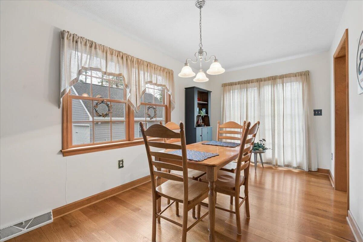 2064 Parker RD - Photo 10