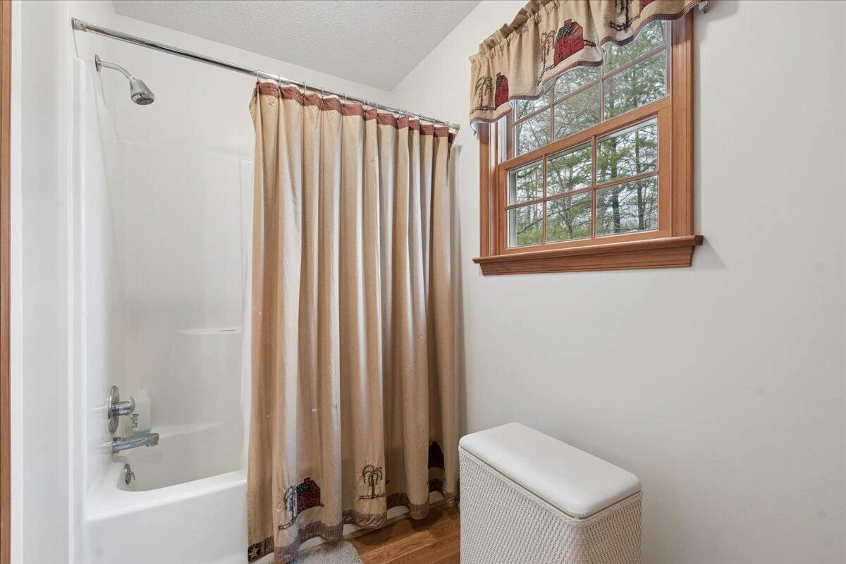 2064 Parker RD - Photo 18