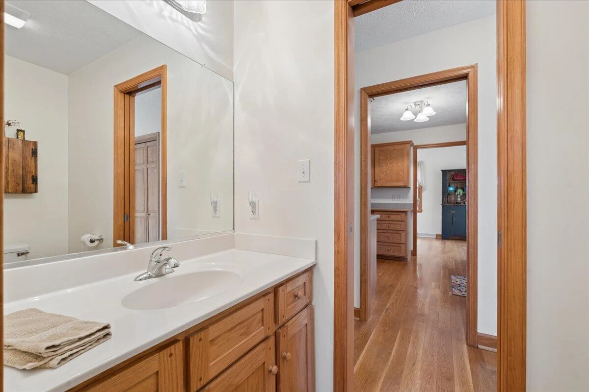 2064 Parker RD - Photo 19