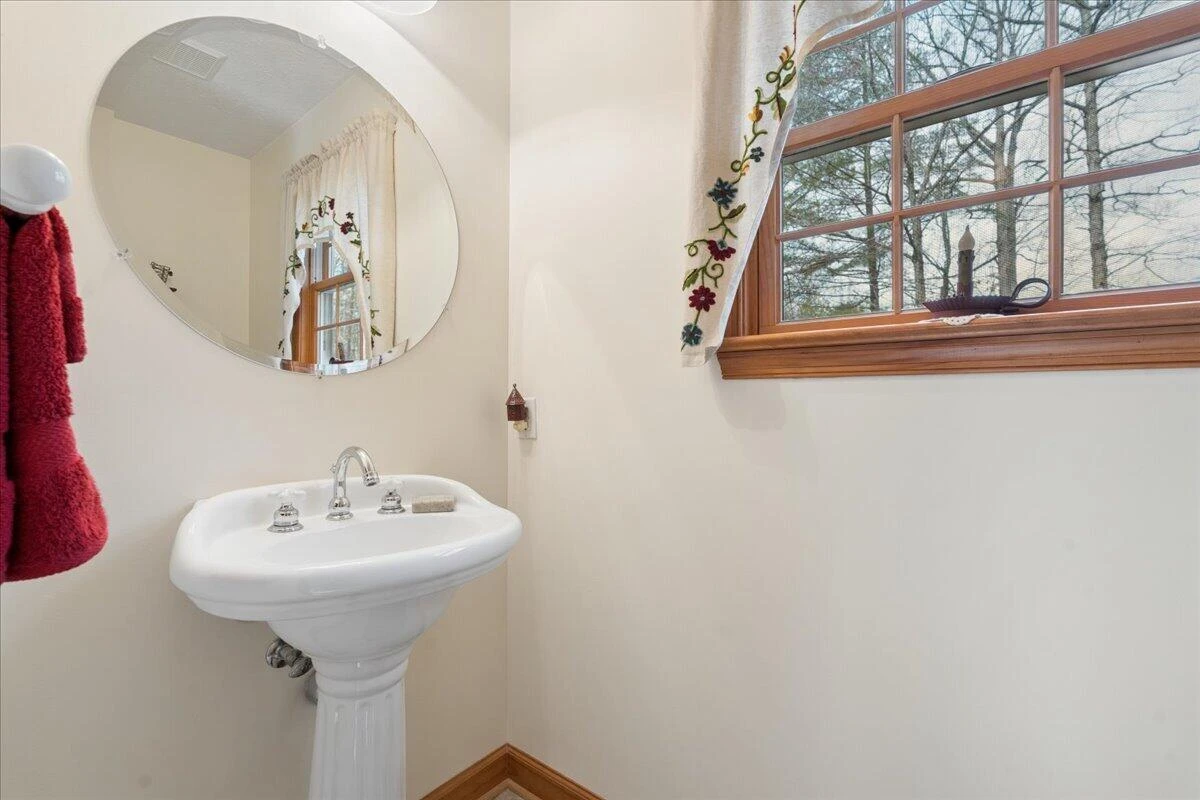 2064 Parker RD - Photo 21