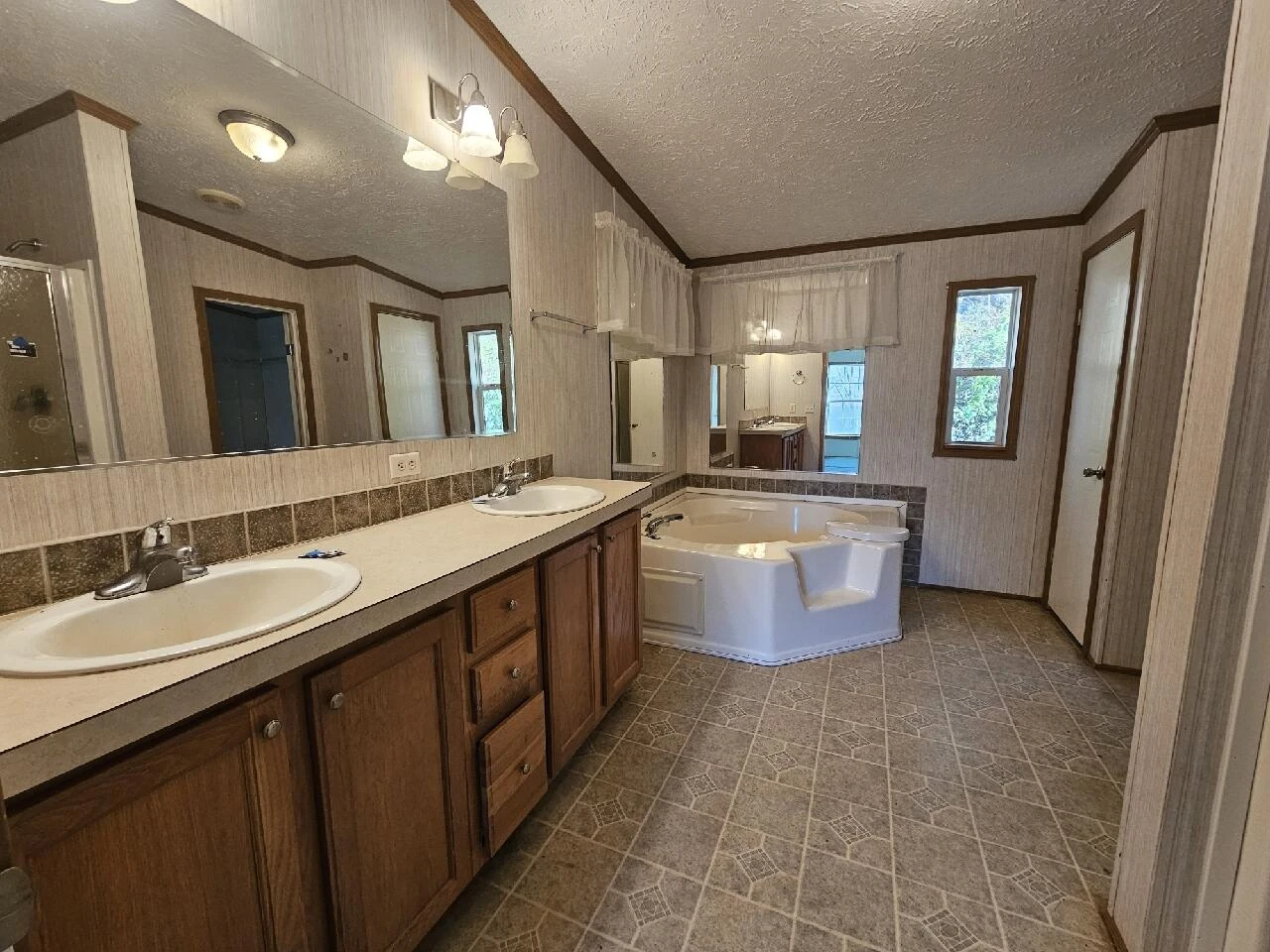 222 Cove Mountain LN - Photo 16