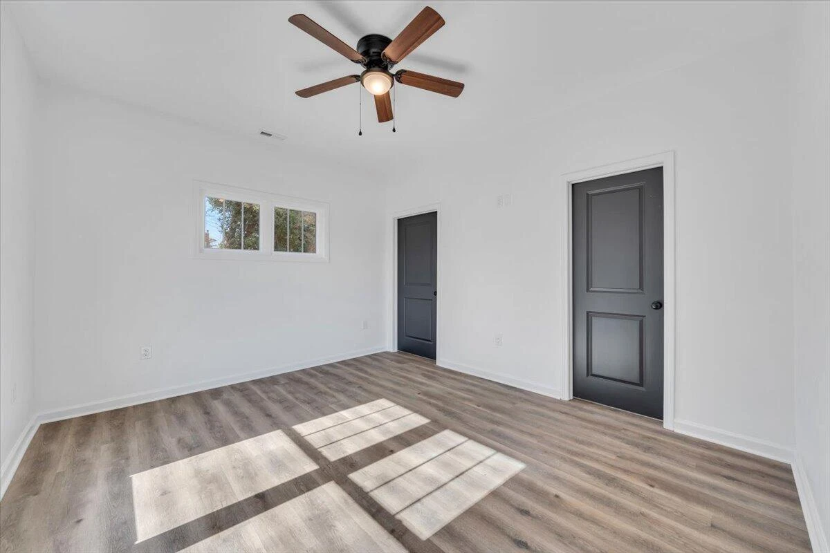 2226 Rutherford AVE NW - Photo 15