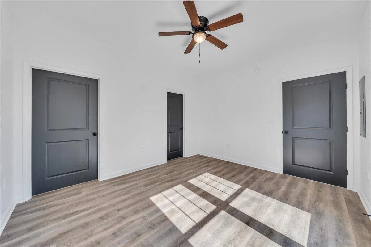 2226 Rutherford AVE NW - Photo 16