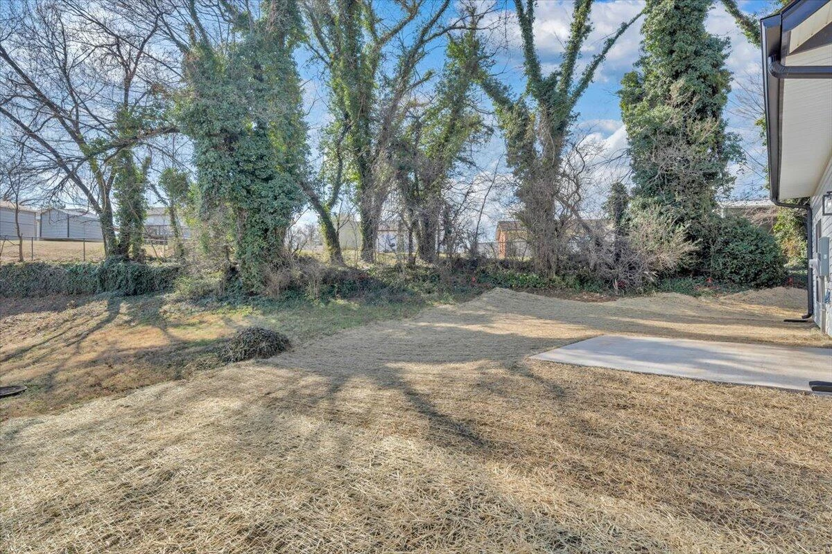 2226 Rutherford AVE NW - Photo 30