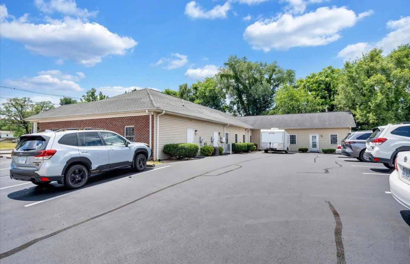 1101 Electric RD - Photo 3