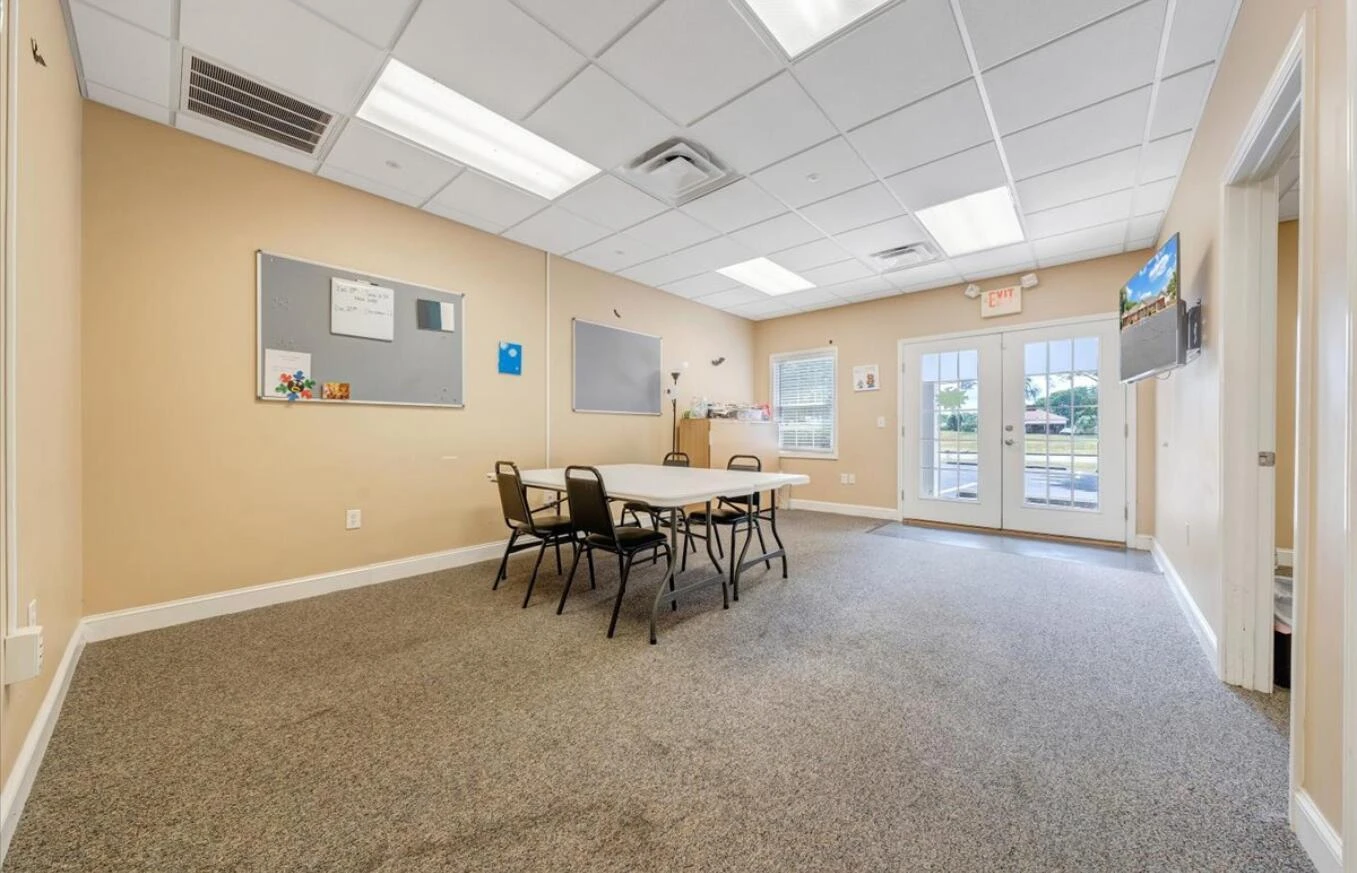 1101 Electric RD - Photo 4