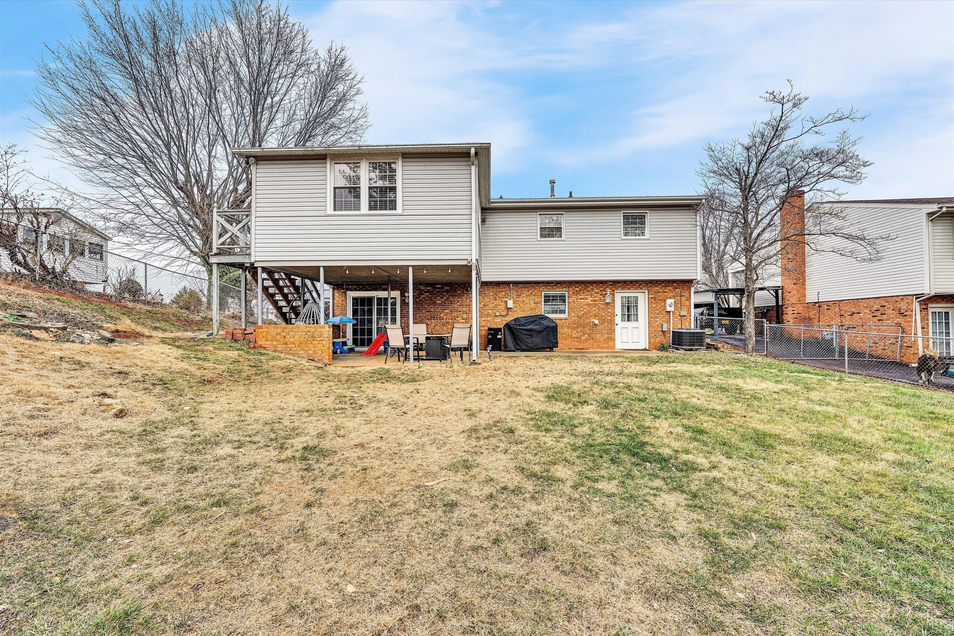 1813 Cambridge DR - Photo 13