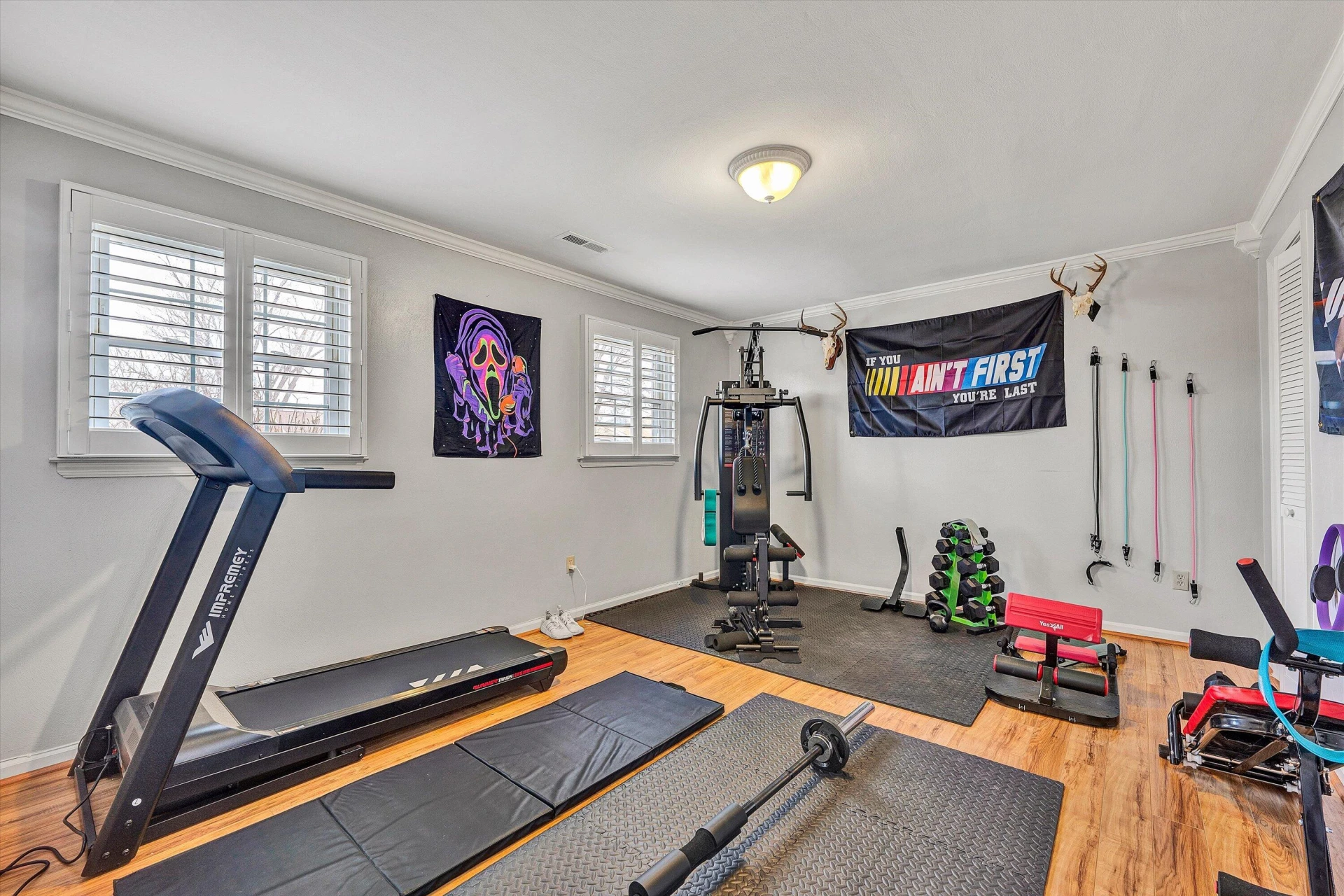1813 Cambridge DR - Photo 32