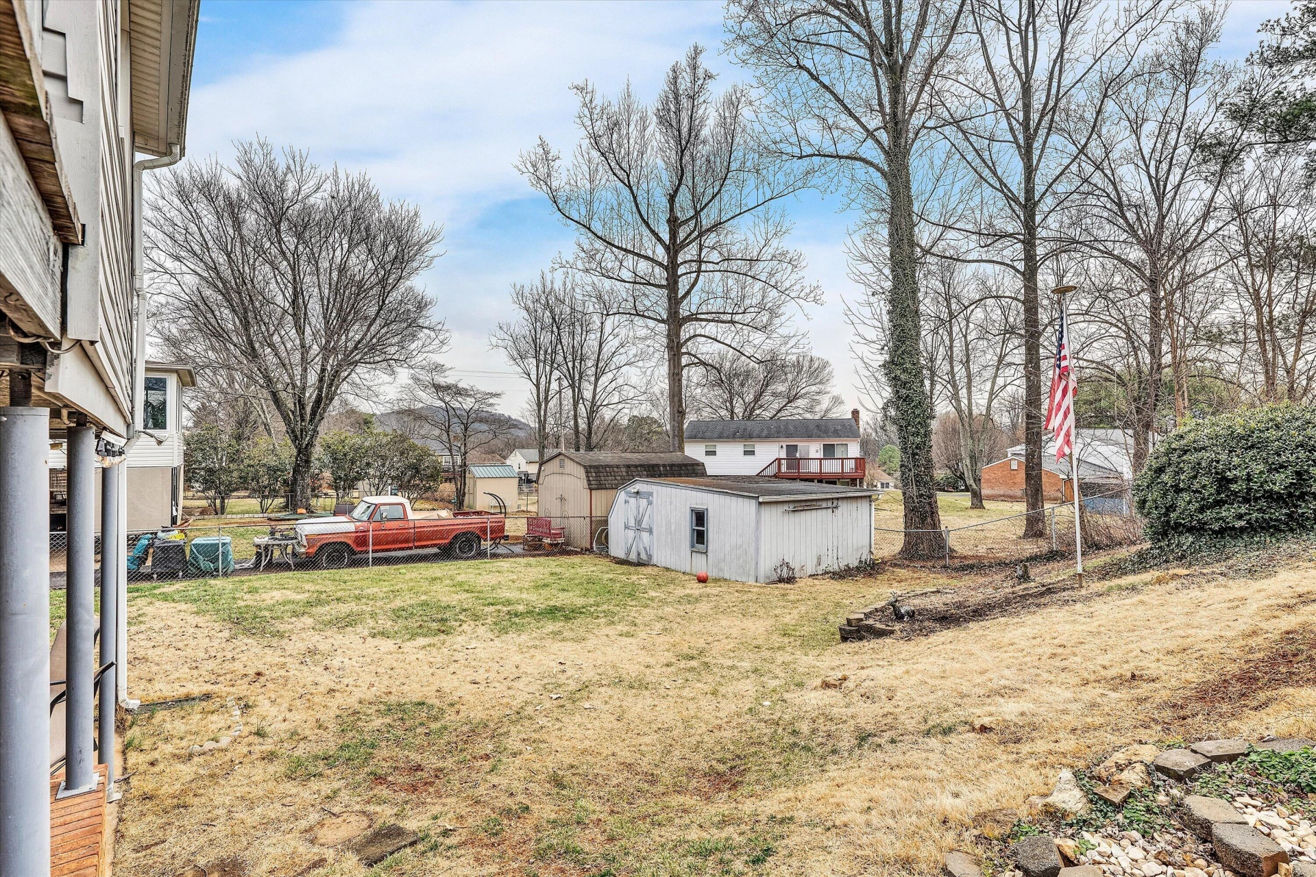 1813 Cambridge DR - Photo 39
