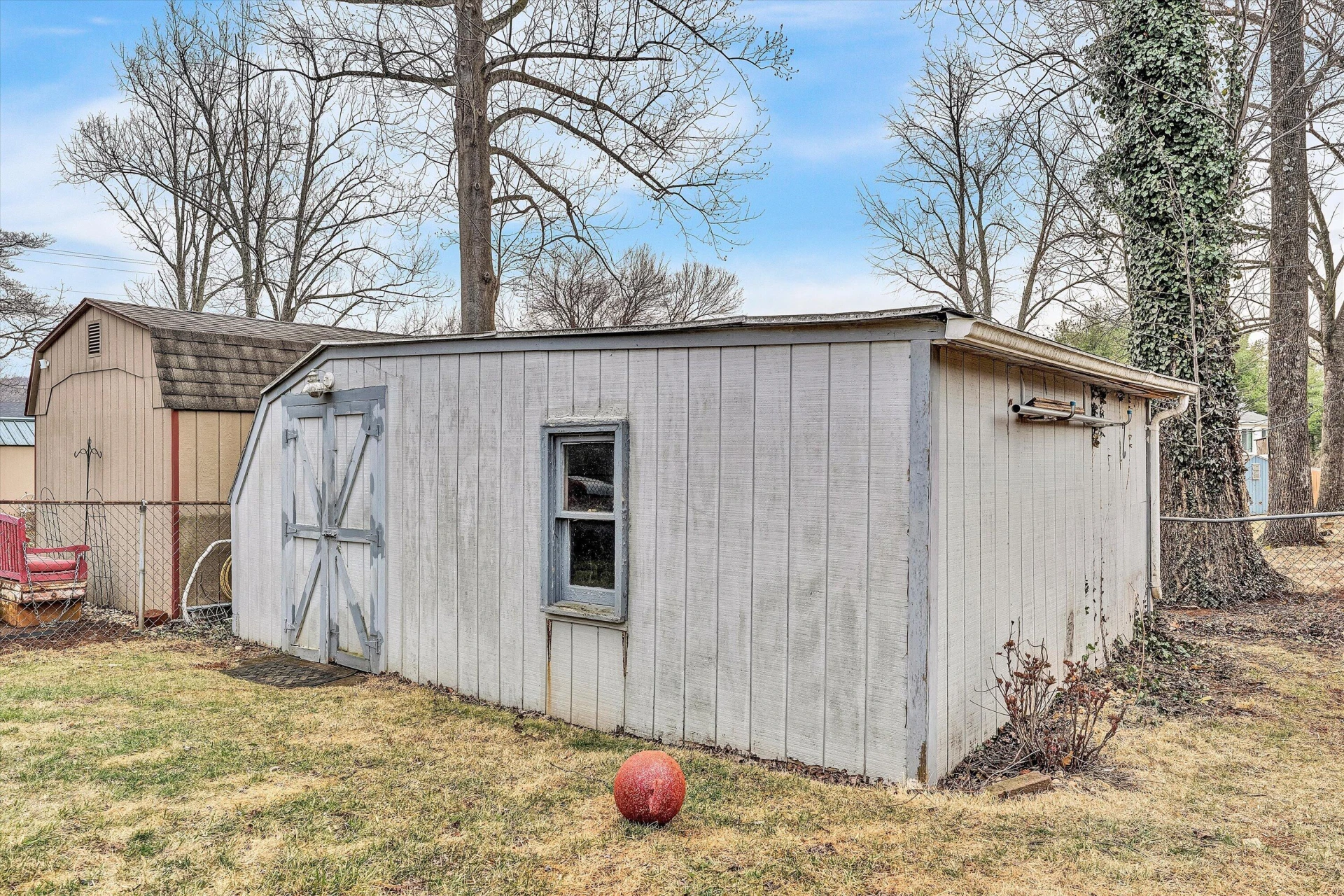 1813 Cambridge DR - Photo 40