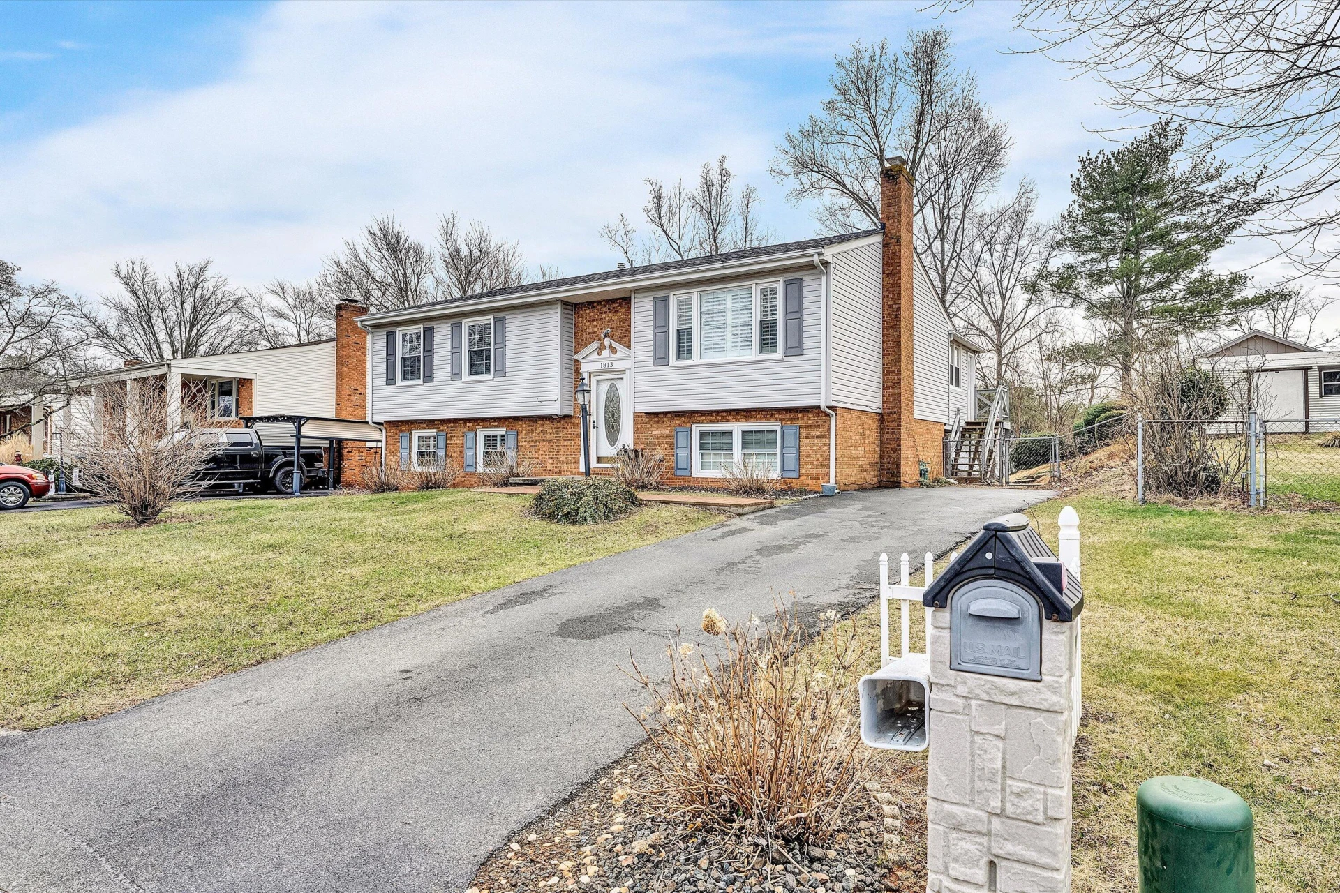 1813 Cambridge DR - Photo 41