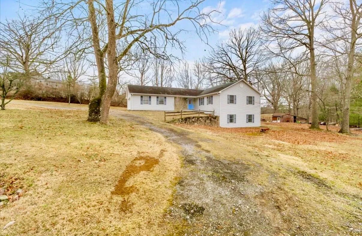1297 Flowing Spring RD