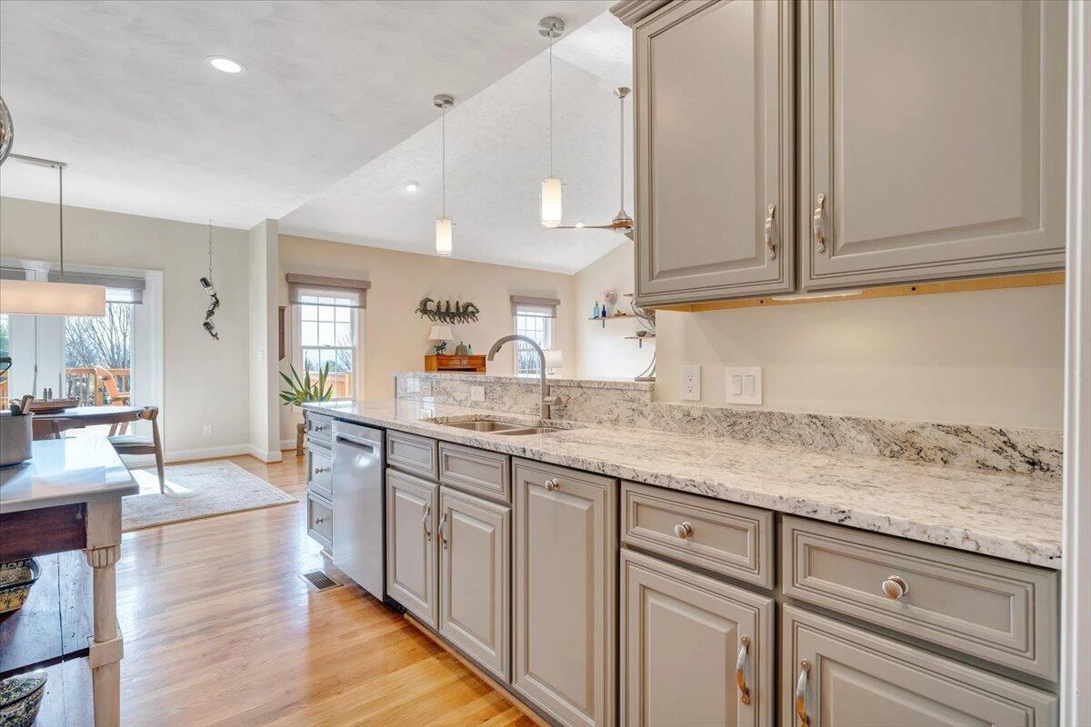 390 Stoneledge DR - Photo 27