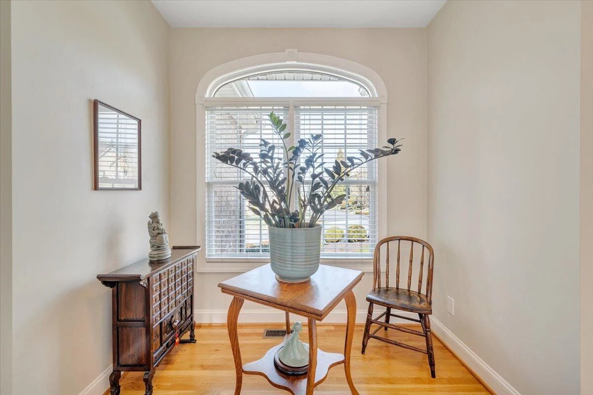390 Stoneledge DR - Photo 40