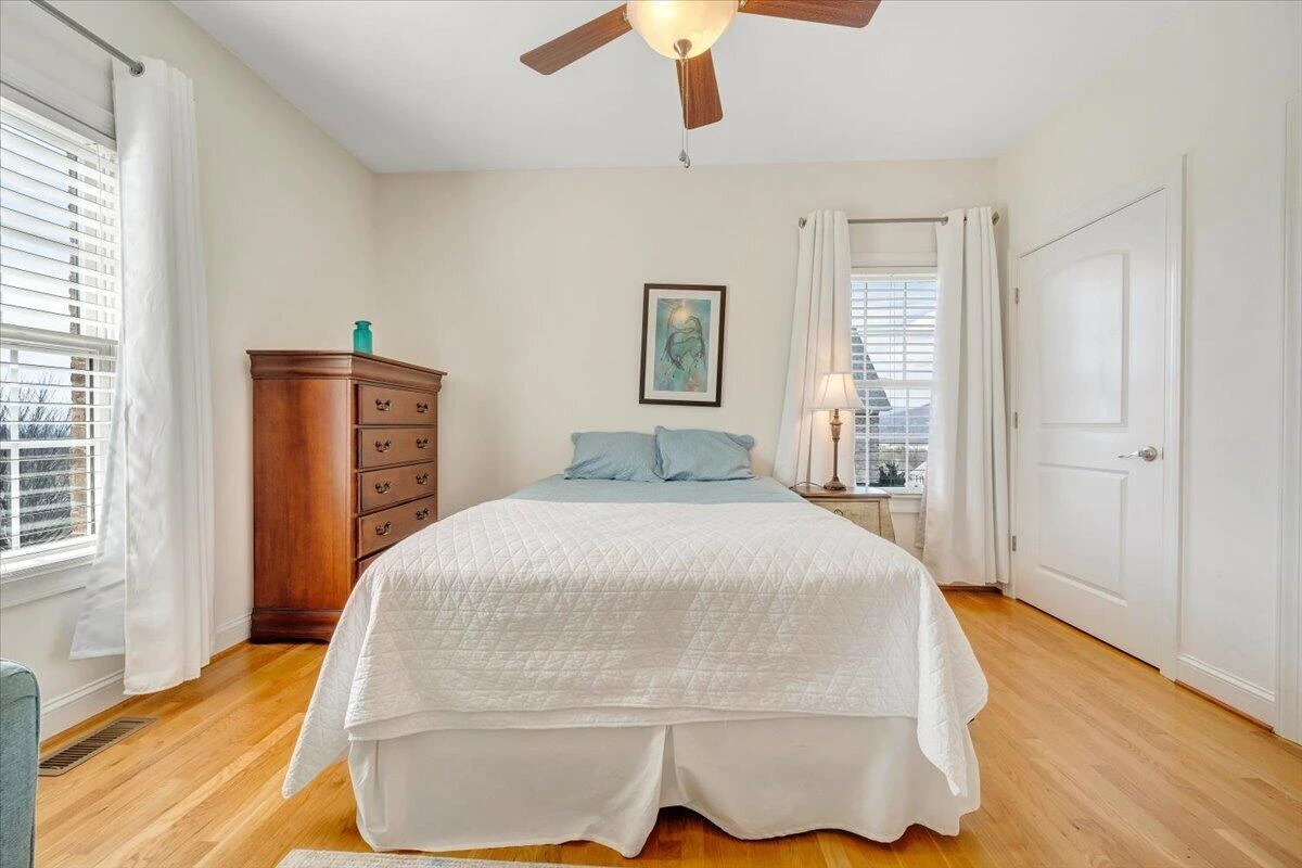 390 Stoneledge DR - Photo 43