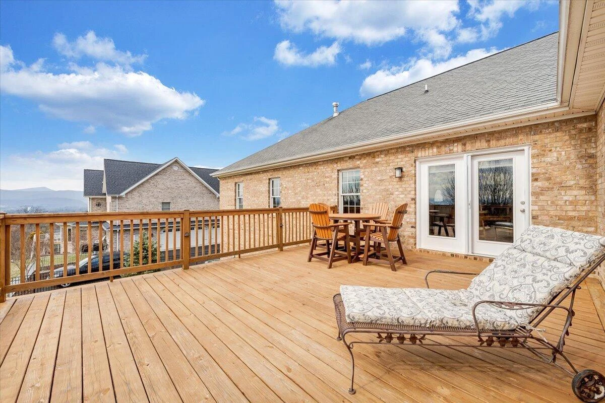 390 Stoneledge DR - Photo 70