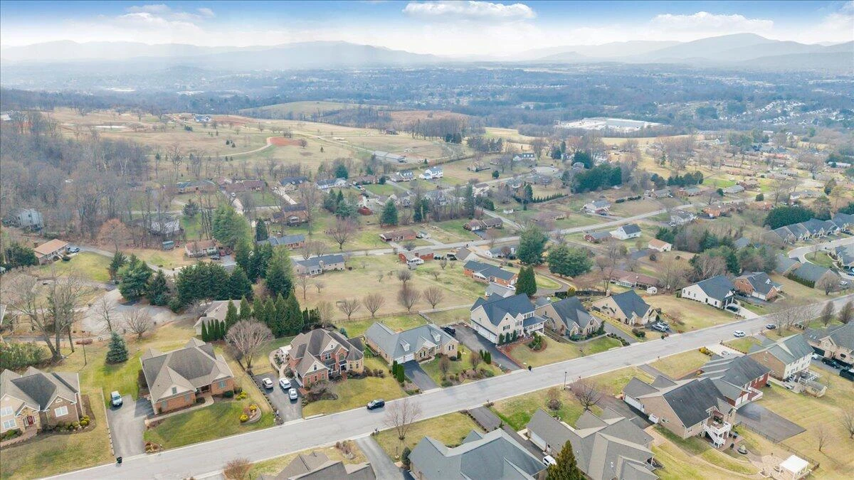 390 Stoneledge DR - Photo 87