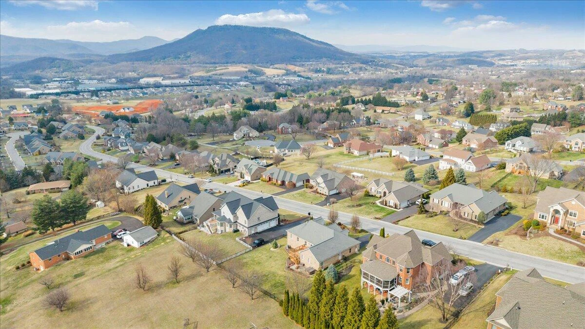 390 Stoneledge DR - Photo 100