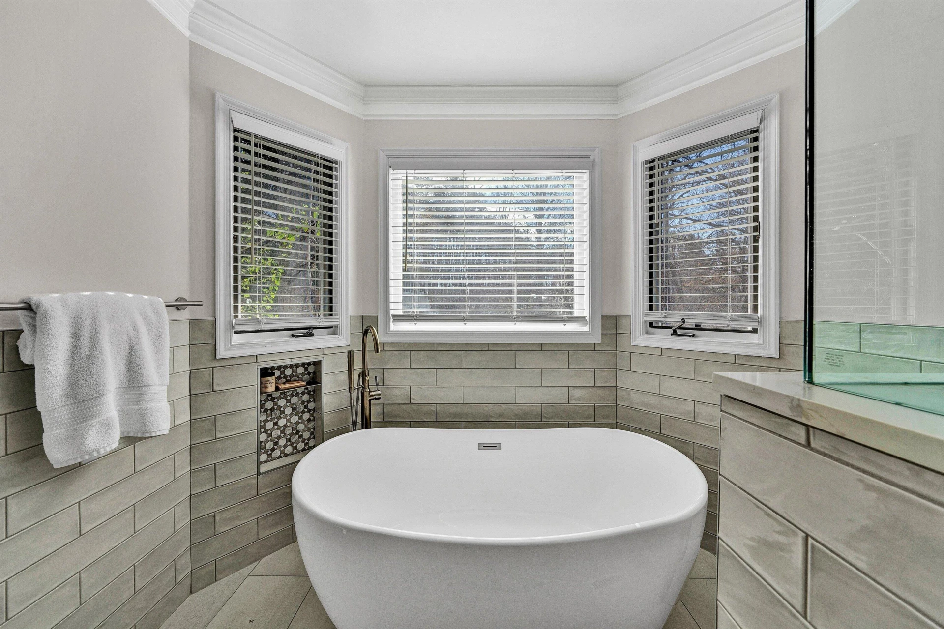 385 Cross Harbor DR - Photo 21