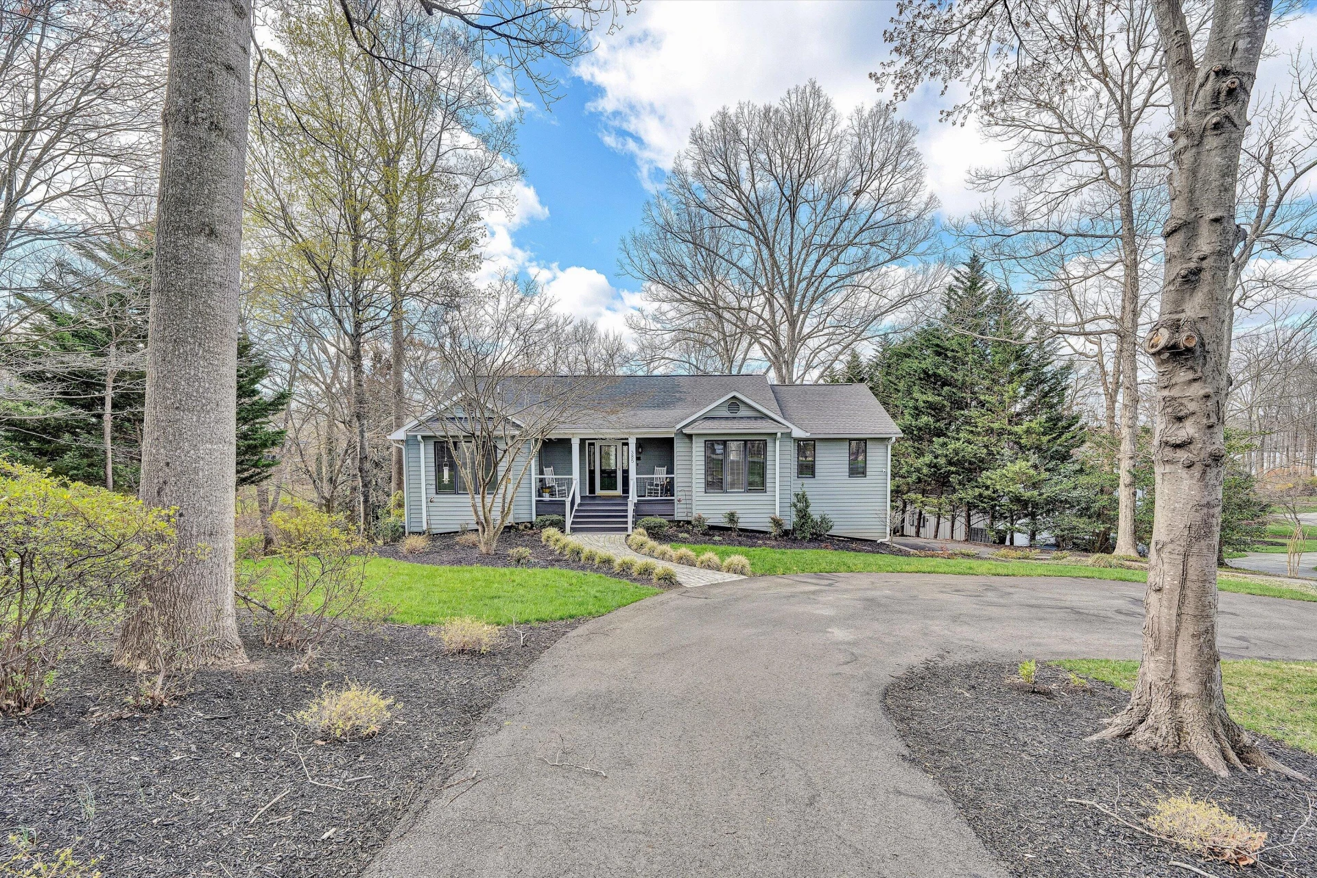 385 Cross Harbor DR - Photo 5