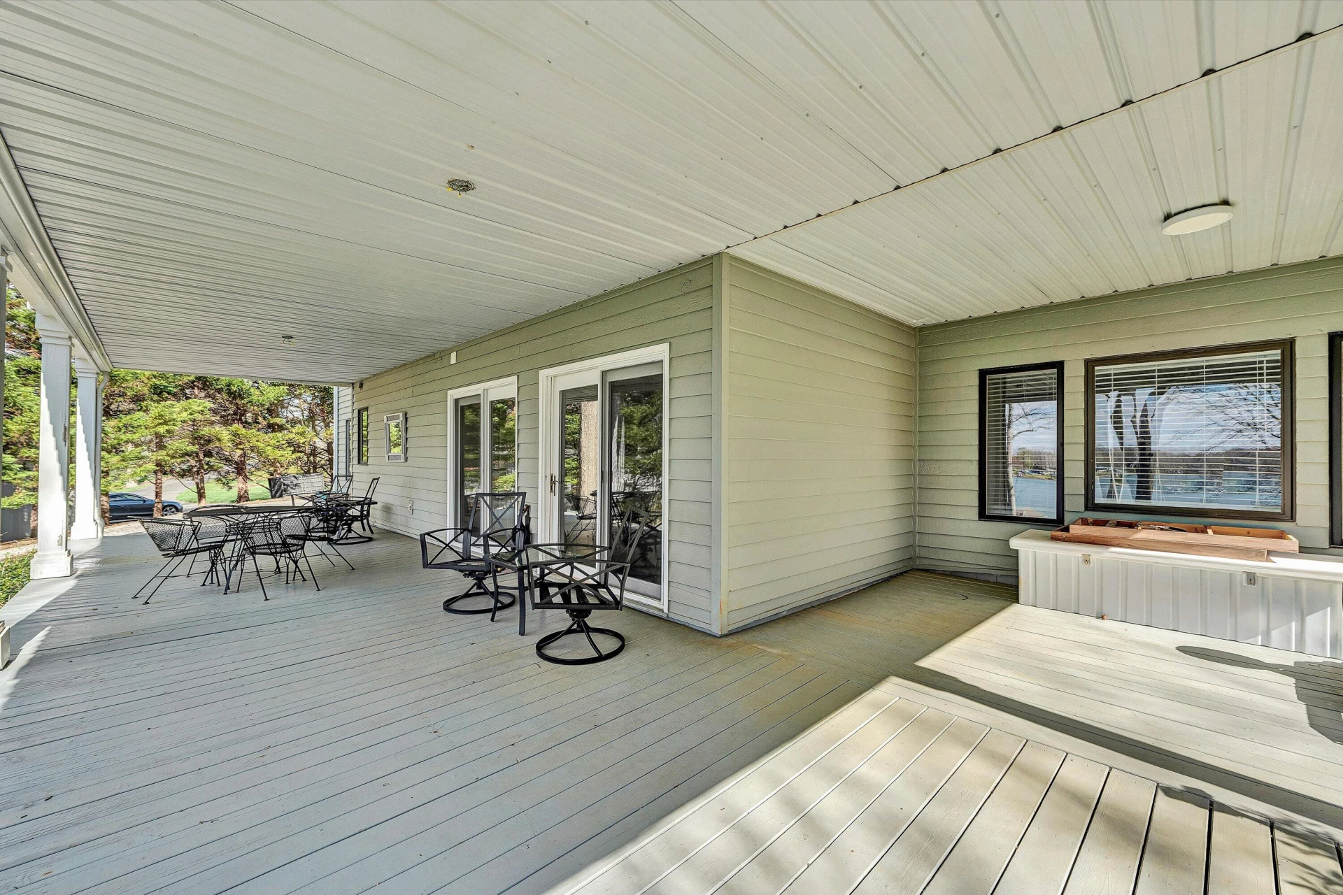 385 Cross Harbor DR - Photo 42