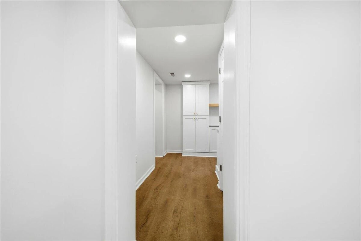 7202 Merriman RD - Photo 13