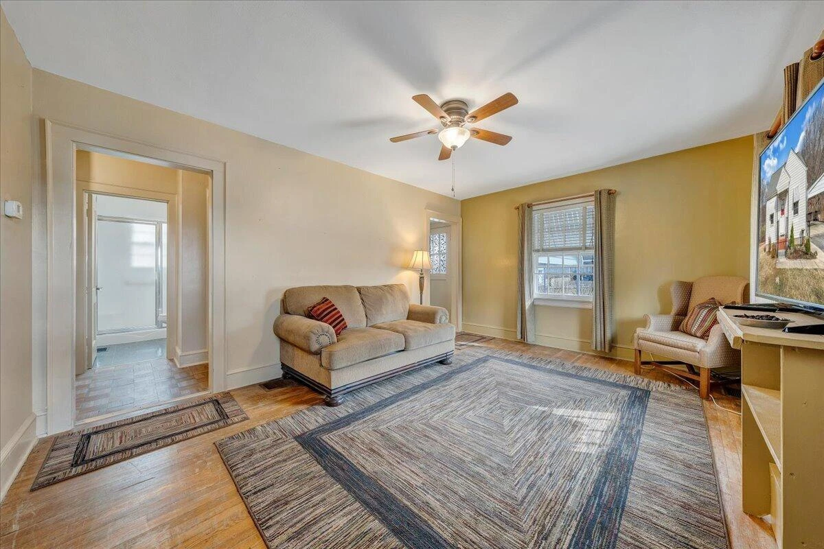 5344 Downing ST - Photo 12