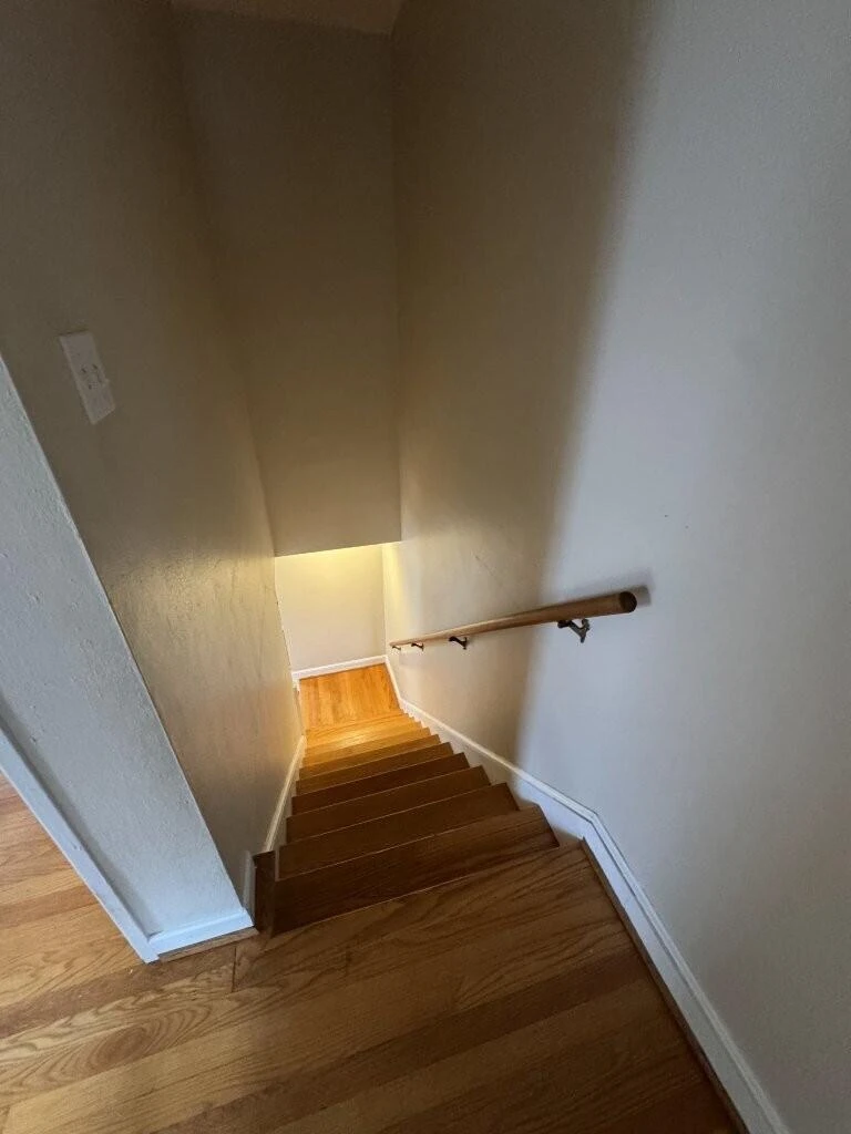 1811 Windsor AVE SW - Photo 19