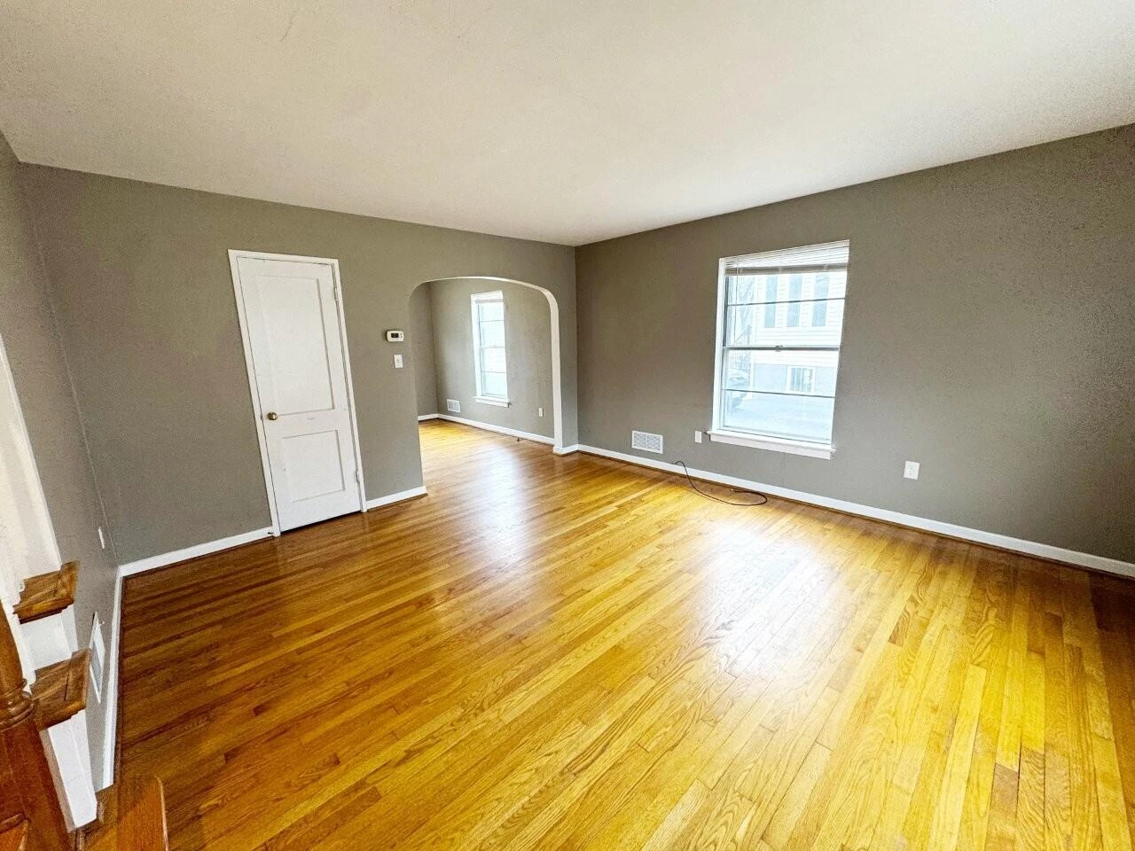 1811 Windsor AVE SW - Photo 24