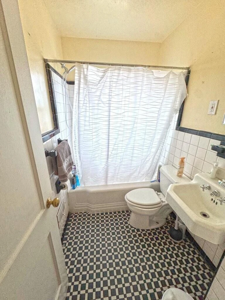 1811 Windsor AVE SW - Photo 33