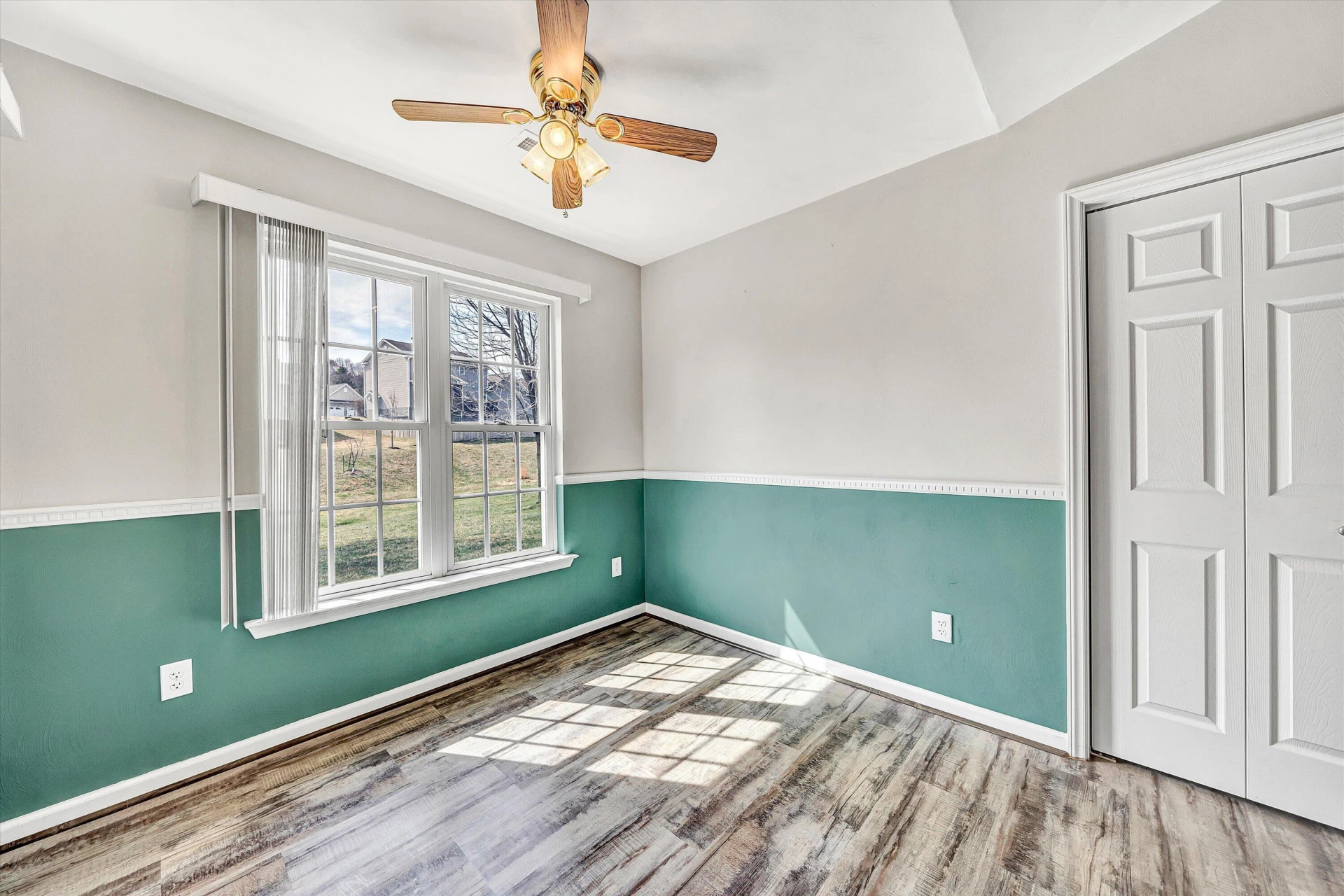6008 Farmhouse LN - Photo 12