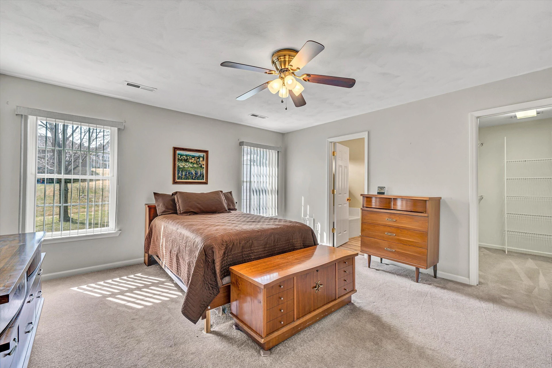 6008 Farmhouse LN - Photo 22