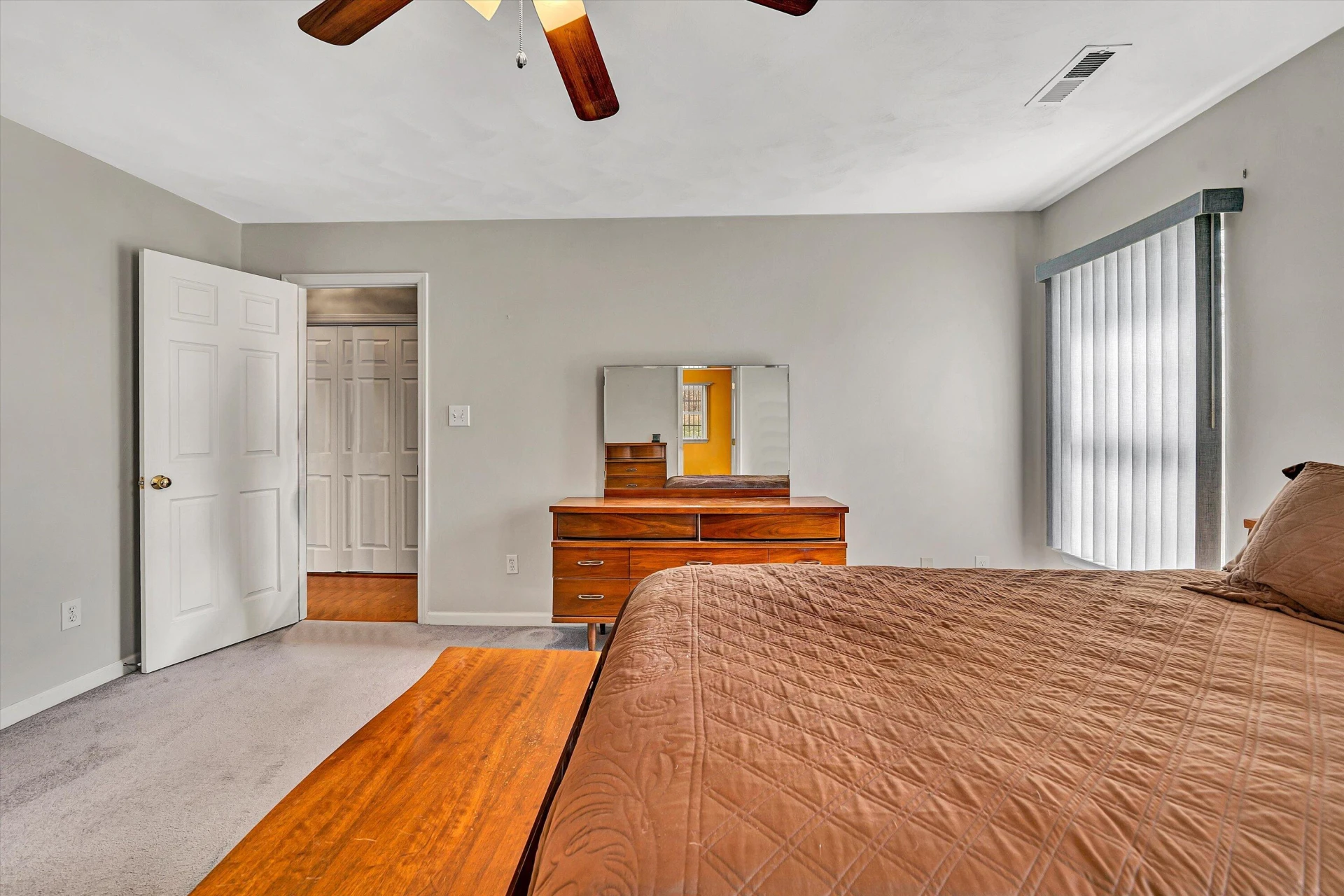 6008 Farmhouse LN - Photo 24
