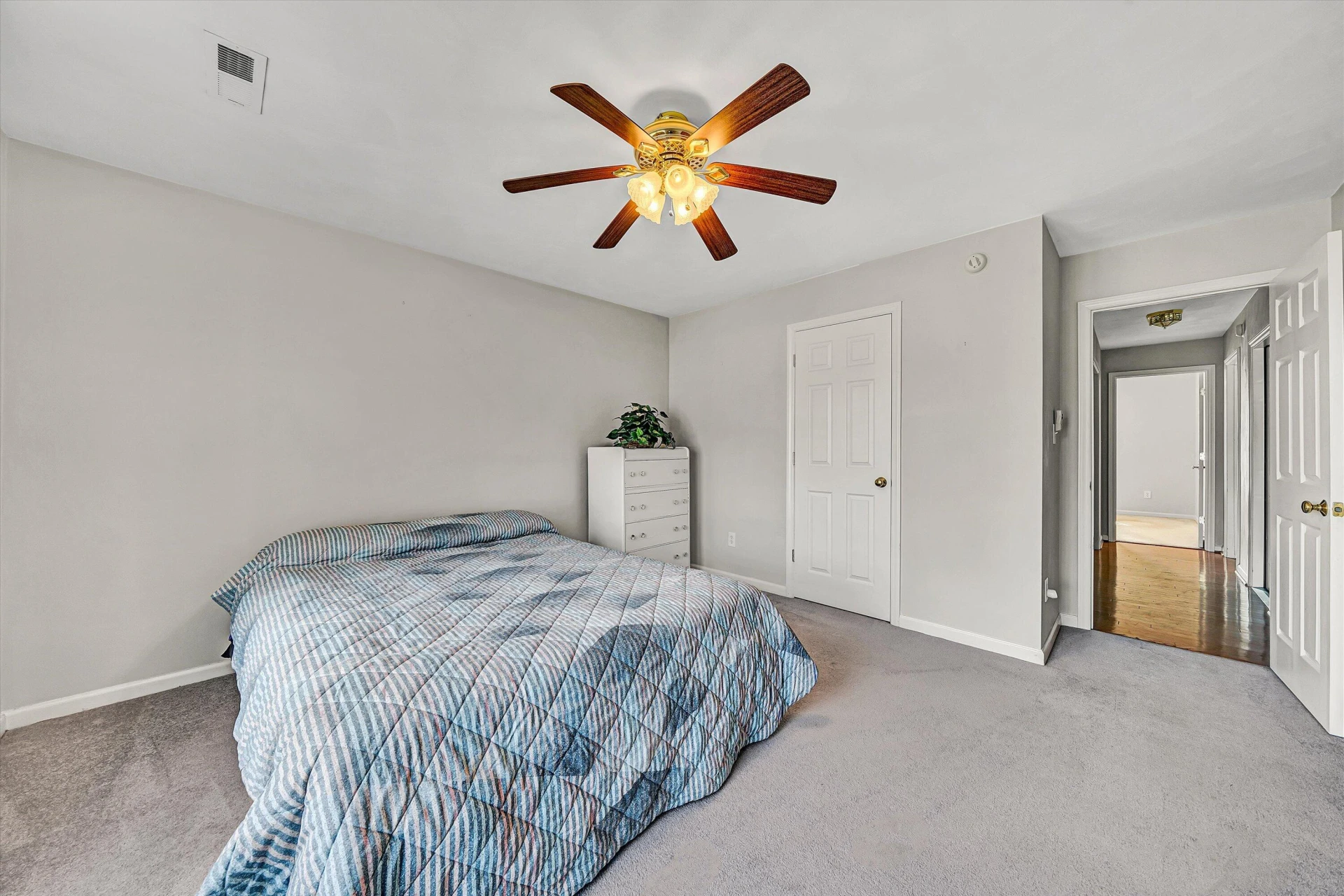 6008 Farmhouse LN - Photo 28