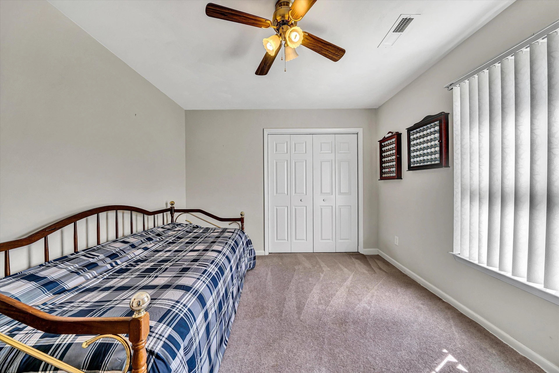 6008 Farmhouse LN - Photo 32