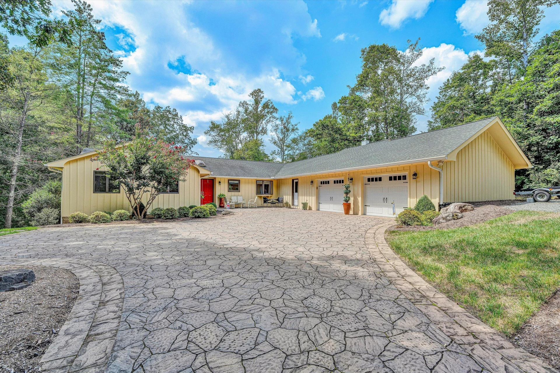116 Deer Creek DR - Photo 3