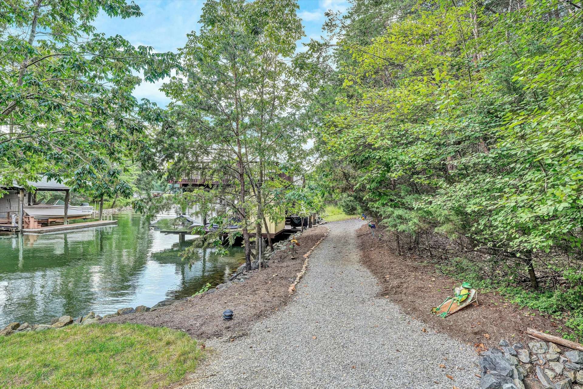 116 Deer Creek DR - Photo 54