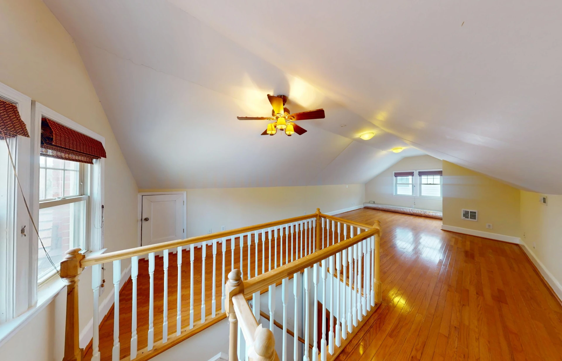815 Windsor AVE SW - Photo 20