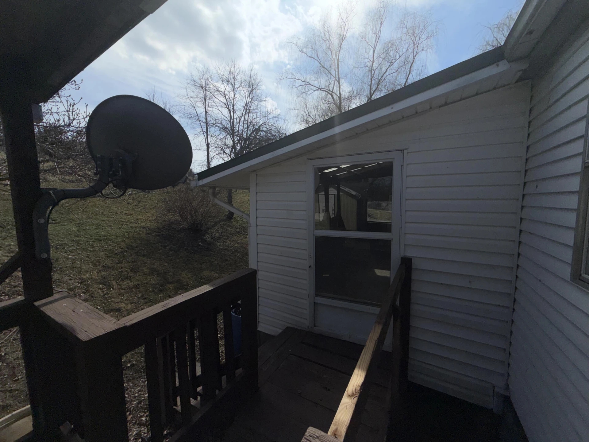 262 Lowe ST - Photo 14