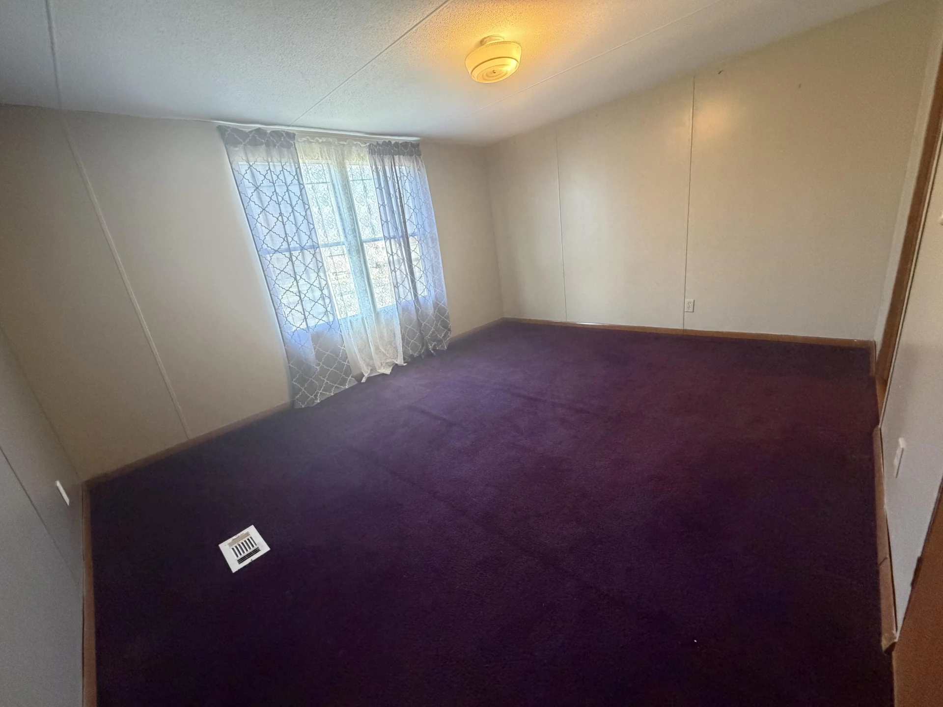 262 Lowe ST - Photo 21