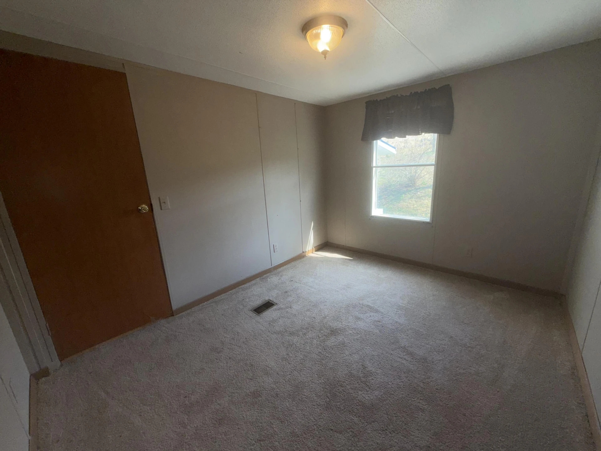 262 Lowe ST - Photo 27