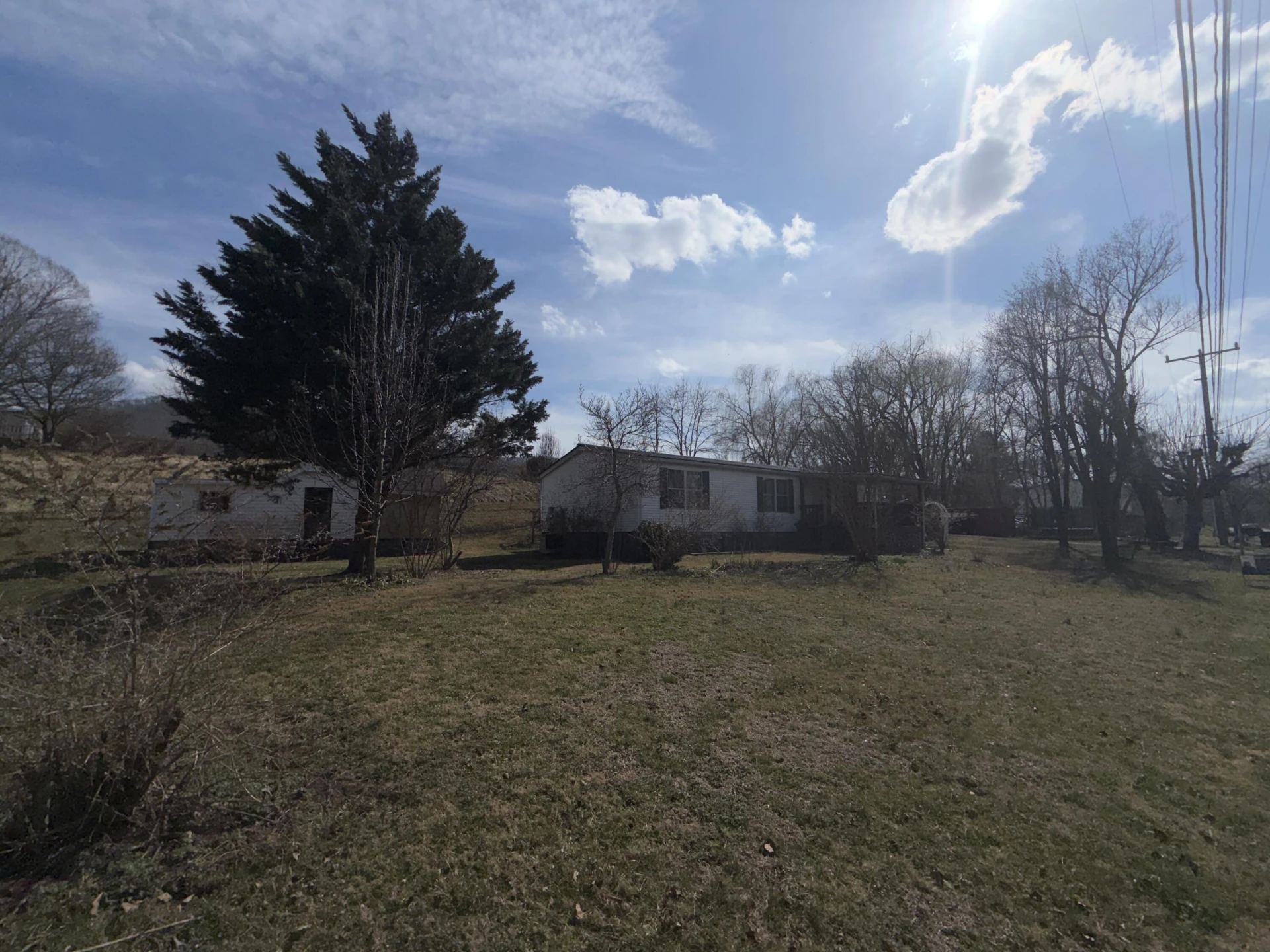 262 Lowe ST - Photo 4