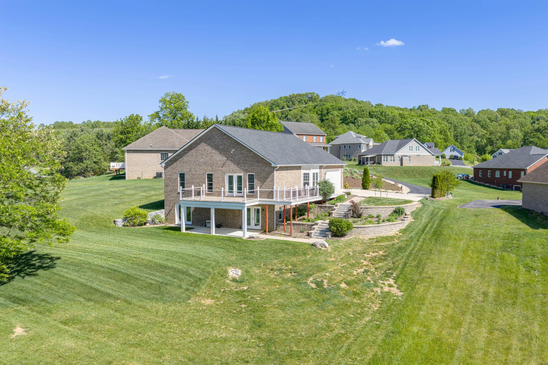 45 Fairway CT - Photo 2